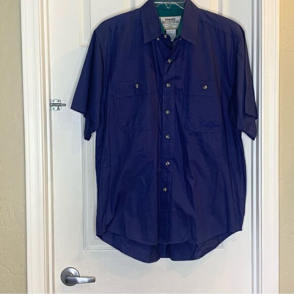 Wrangler Rugged Wear Button Down Shirt Size Large Blue - Picture 1 of 9